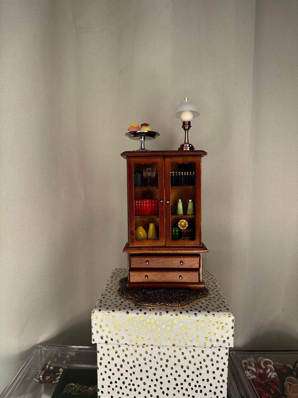 Cabinet & Assorted accessories